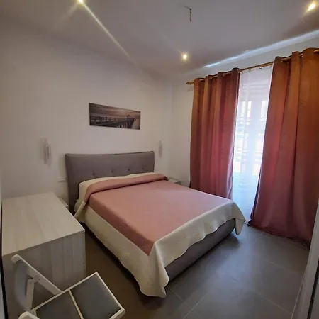 Rosa Nel Cuore Di Porto Azzurro